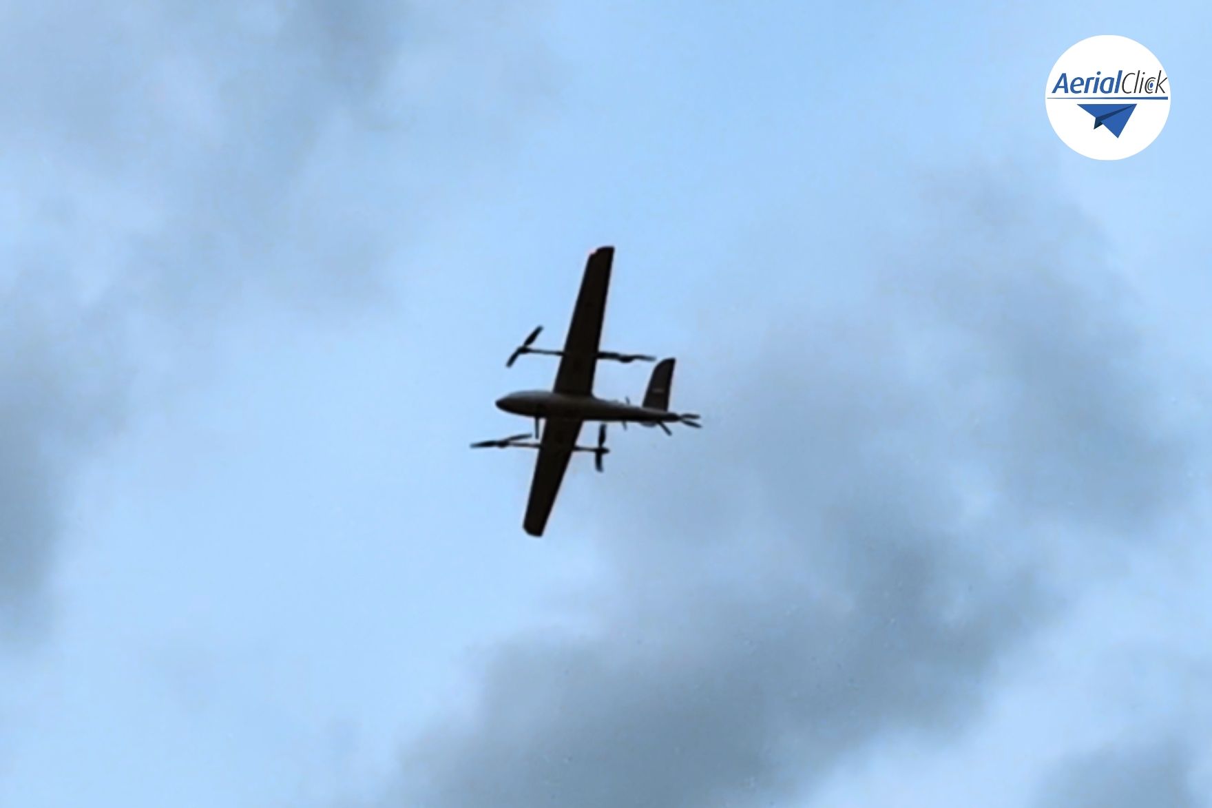 Swallow VTOL: Efficienza e Versatilità per Operazioni Tecniche, Marchiato Aerialclick